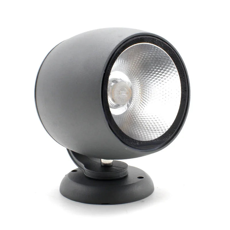 LED garden spotlight for outdoor use – Waterproof and energy-efficient garden lighting, ideal for paths and borders