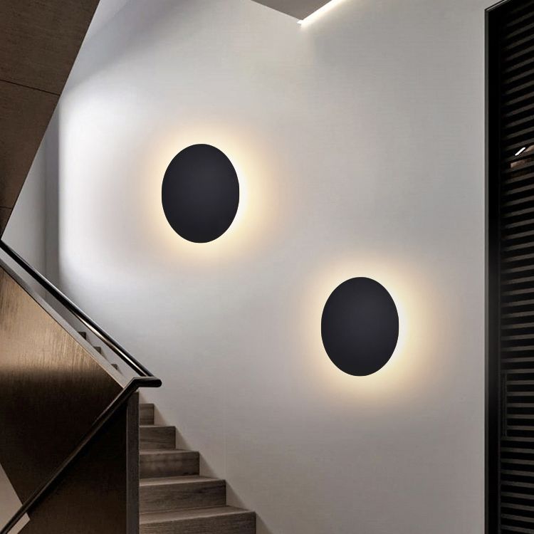 Solarié wall lamp in circular design