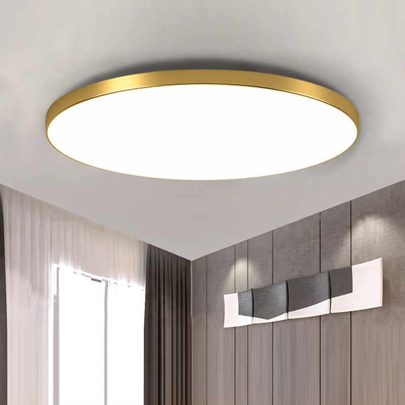 Sleek modern round LED ceiling lamp for elegant living room lighting