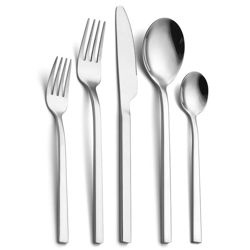 Gold-colored cutlery set in Scandinavian style