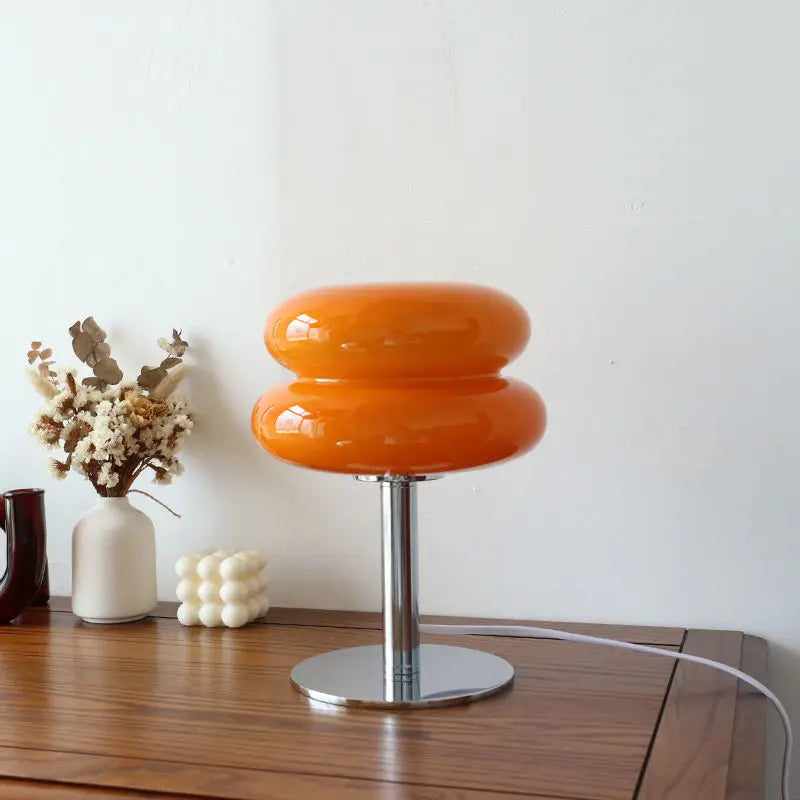 Arvona retro table lamp in chrome and glass