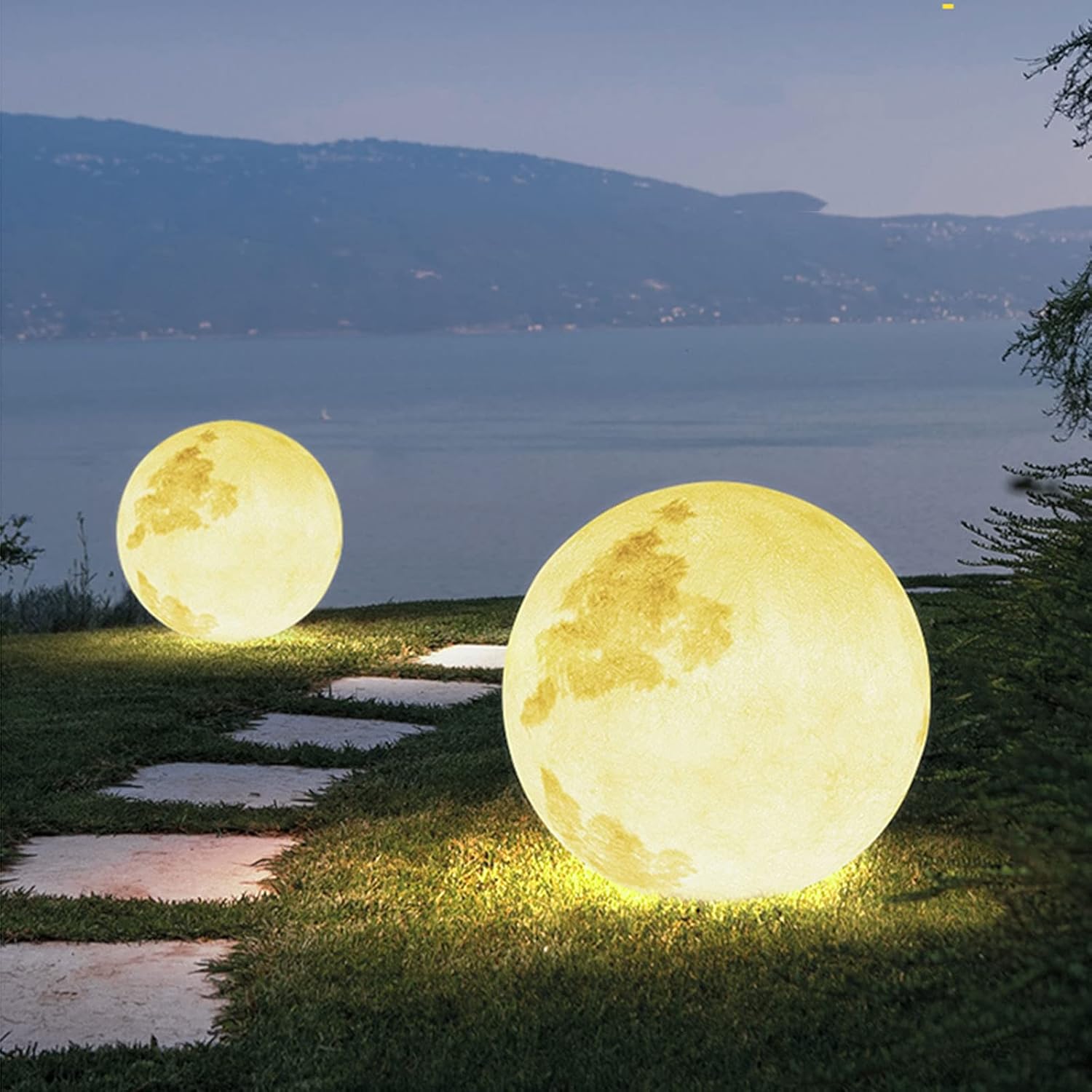 Lunara LED Tuinlamp in Maanvorm