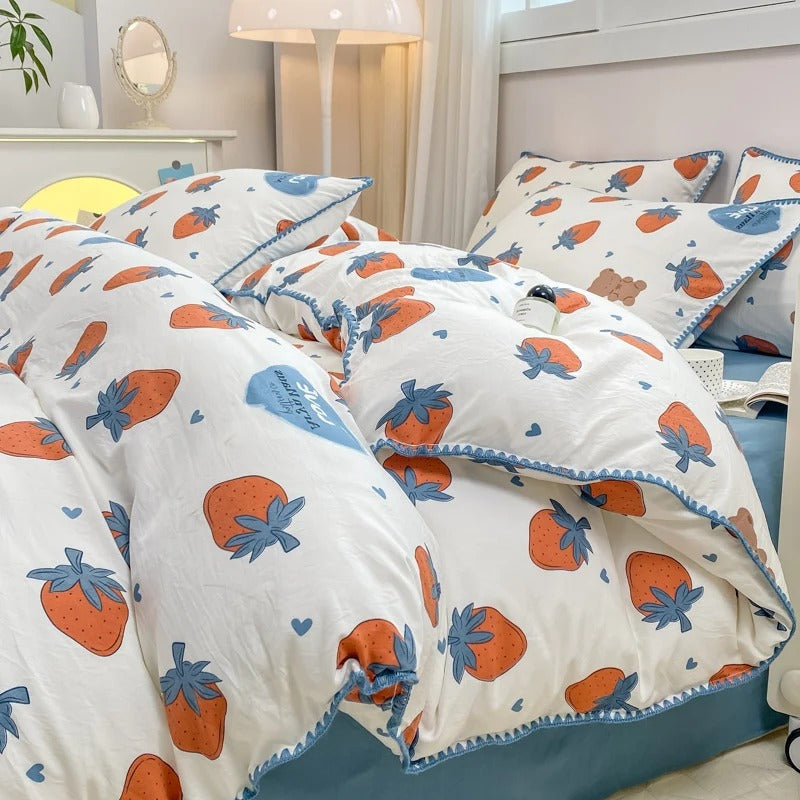 Blossom & Berry Dream Bedding Set Nature-Inspired Duvet & Pillow Set