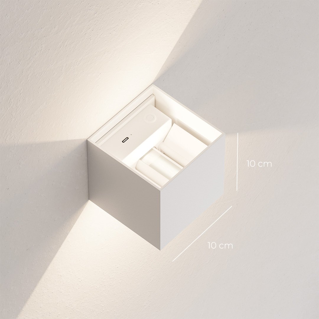 XenoFlex minimalist LED wall lamp
