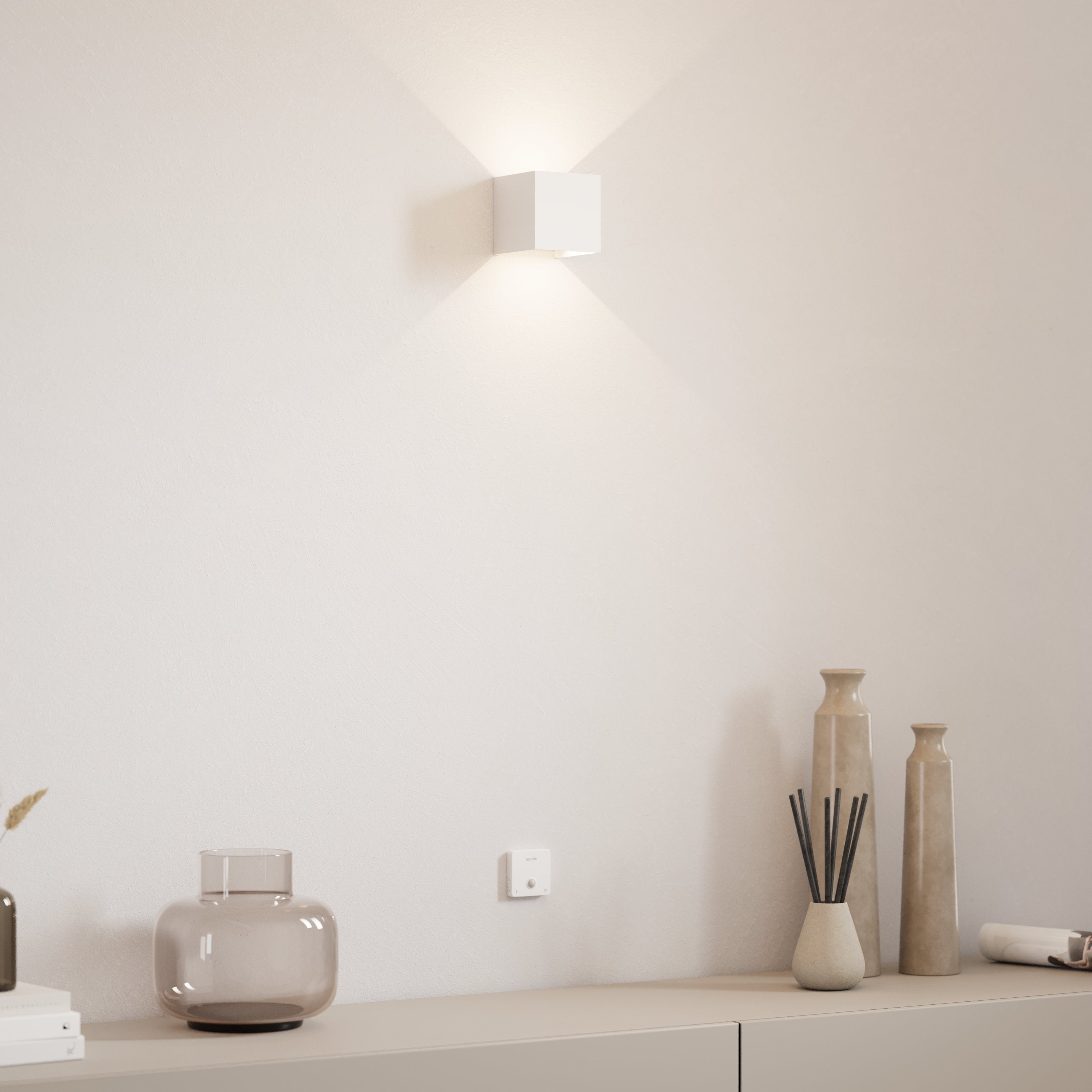 XenoFlex minimalist LED wall lamp