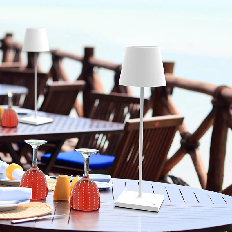 Auralamp wireless table lamp