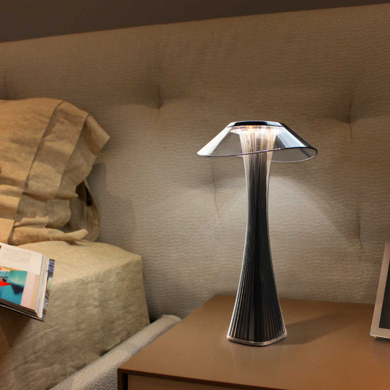 LED crystal table lamp