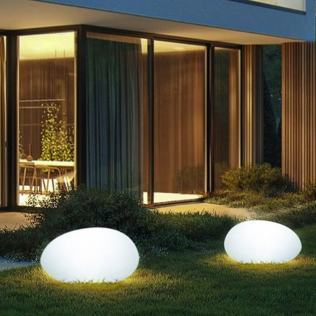 Garden Path Light with Stone Design – Weather-Resistant Outdoor LED Light