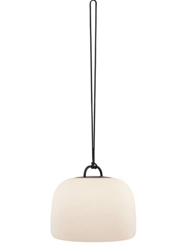 Portable outdoor lamp with spherical design