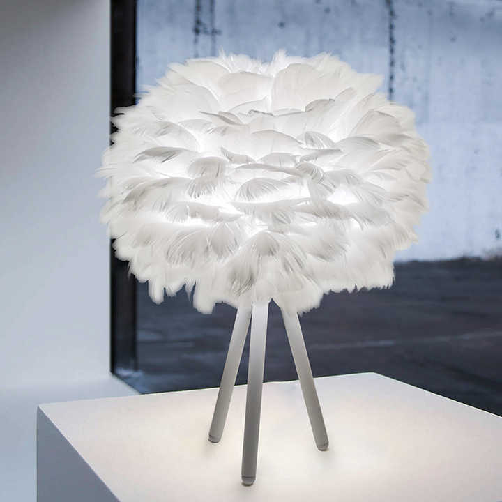 Dimmable Table Lamp with Luxury Feathers in Elegant Decorative Lighting