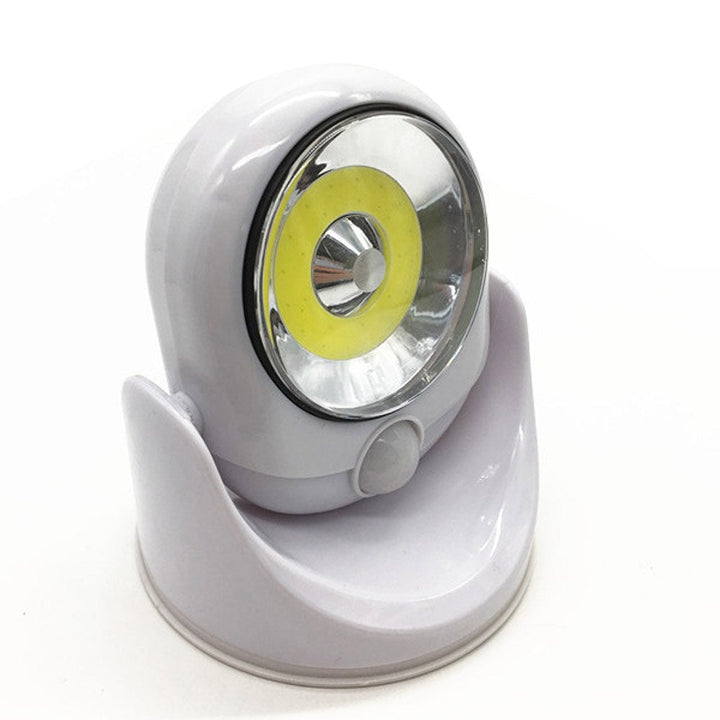 Outdoor-Ready LED Outdoor Light with Motion Sensor Bright & Easy Wireless Lighting