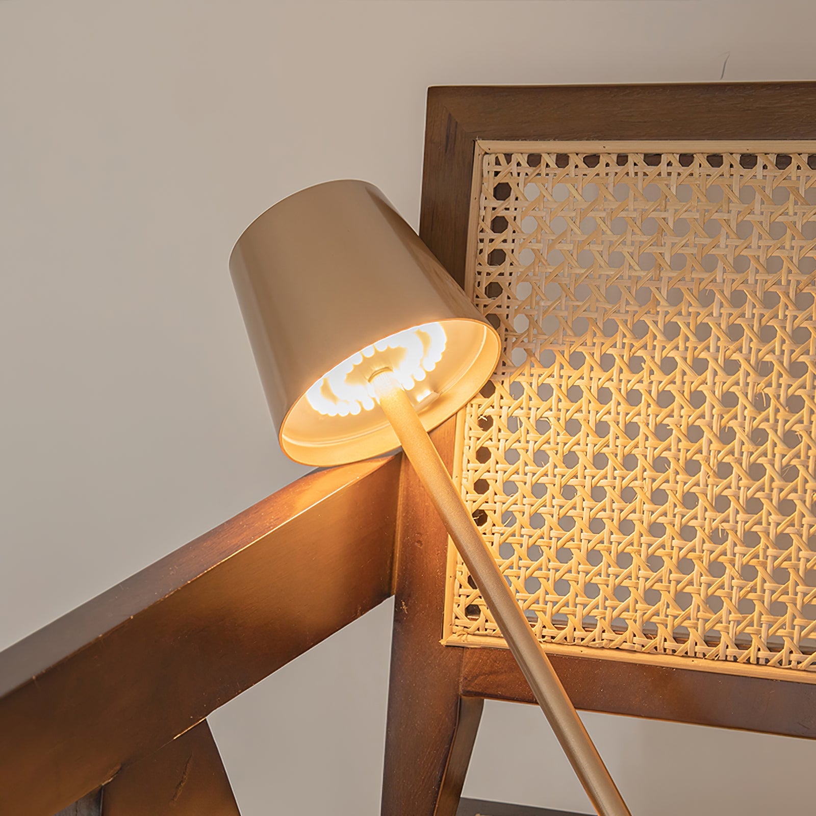 Portable LED Table Lamp Dimmable Metal Light for Indoor & Outdoor Use