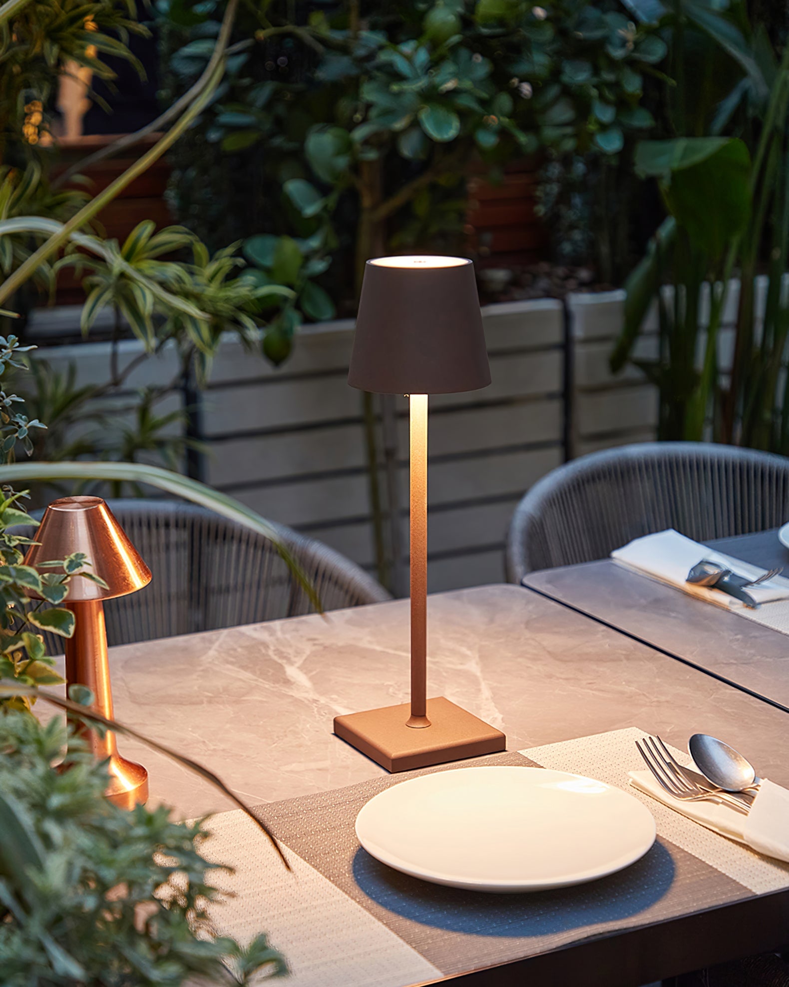 Portable LED Table Lamp Dimmable Metal Light for Indoor & Outdoor Use