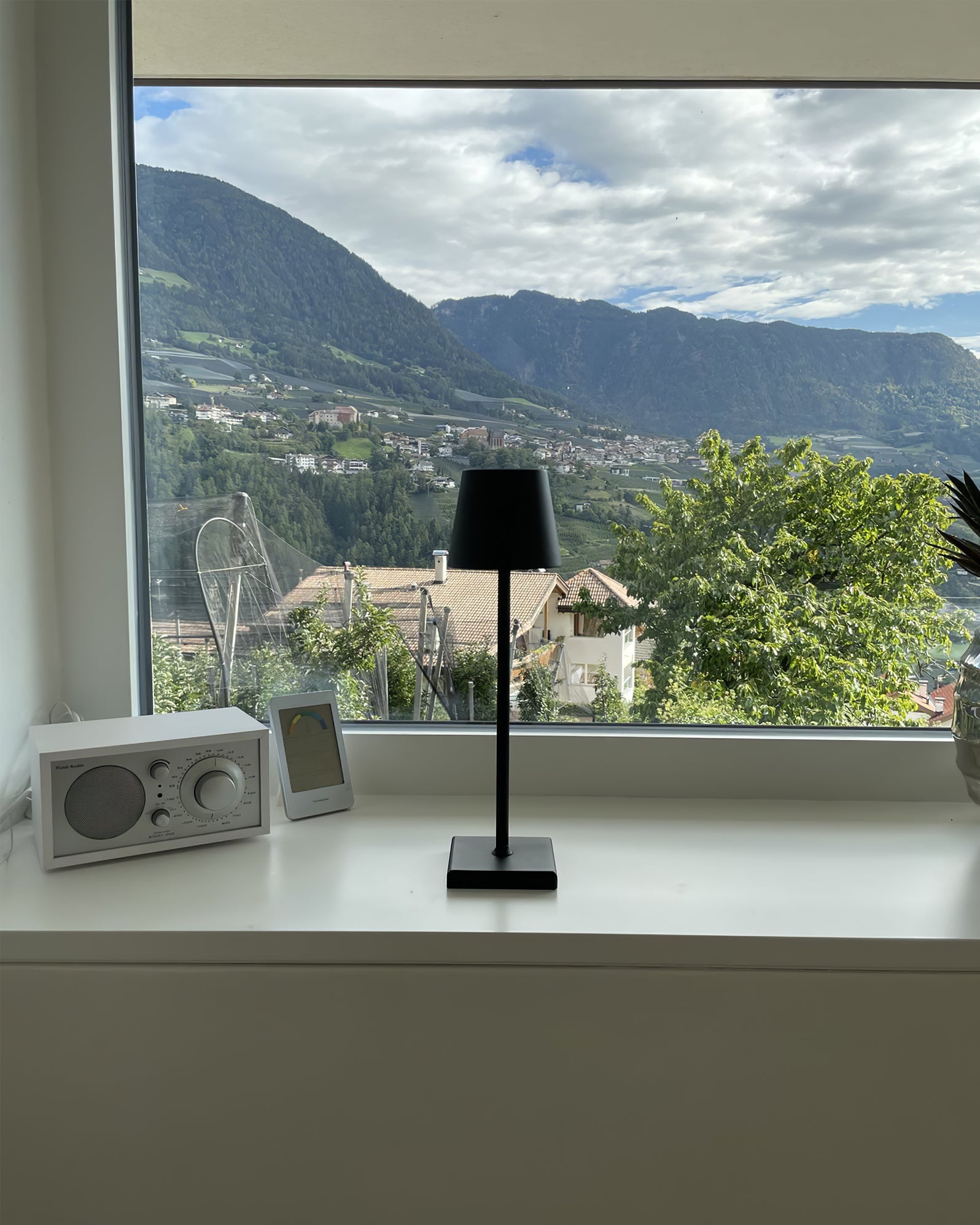 Portable LED Table Lamp Dimmable Metal Light for Indoor & Outdoor Use