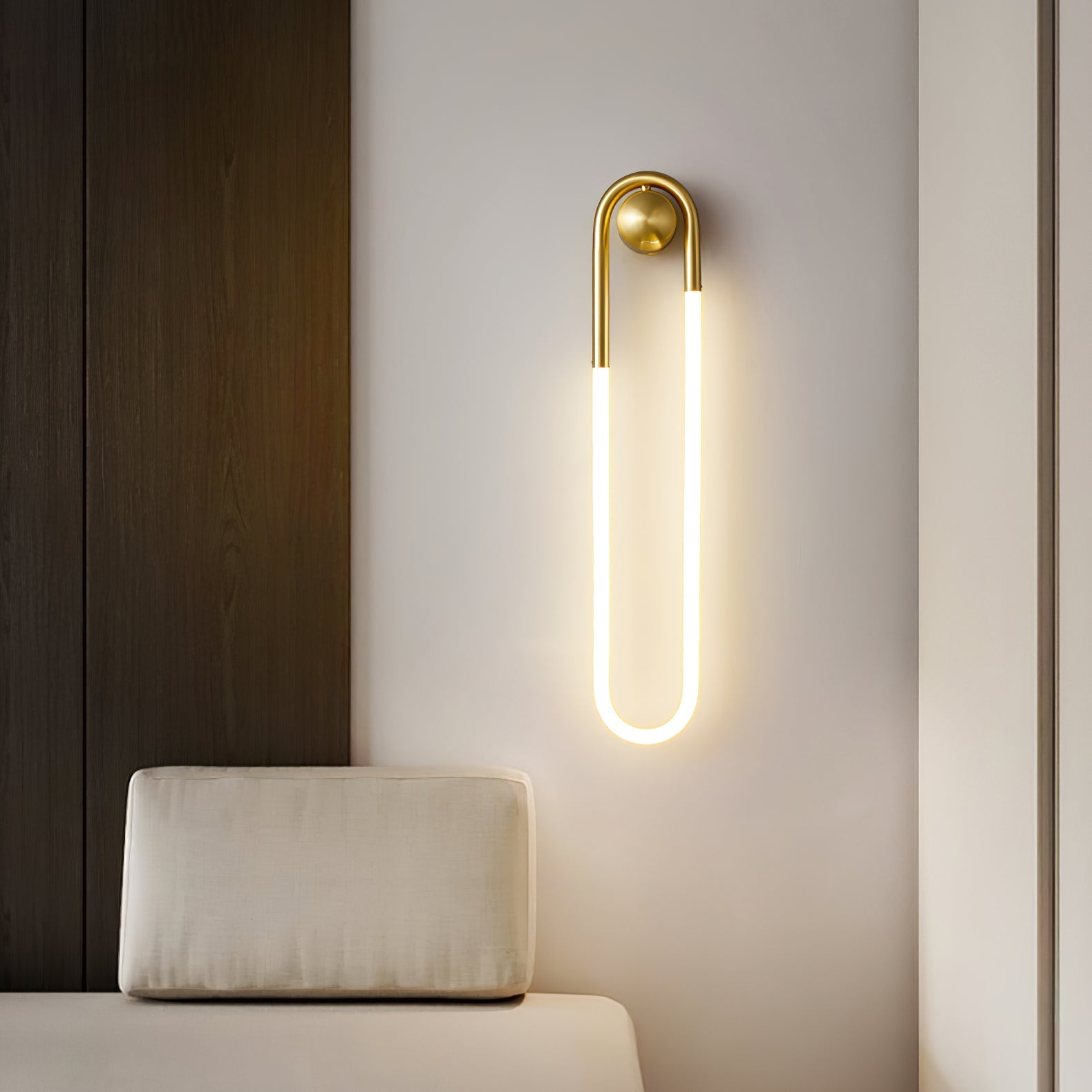 Modern LED Wall Light – Black Loop Design Indoor Fixture