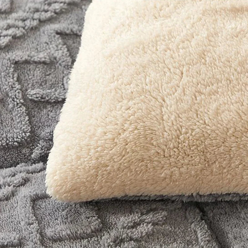 Weighted Winter Blanket – Diamond Pattern Reversible Design