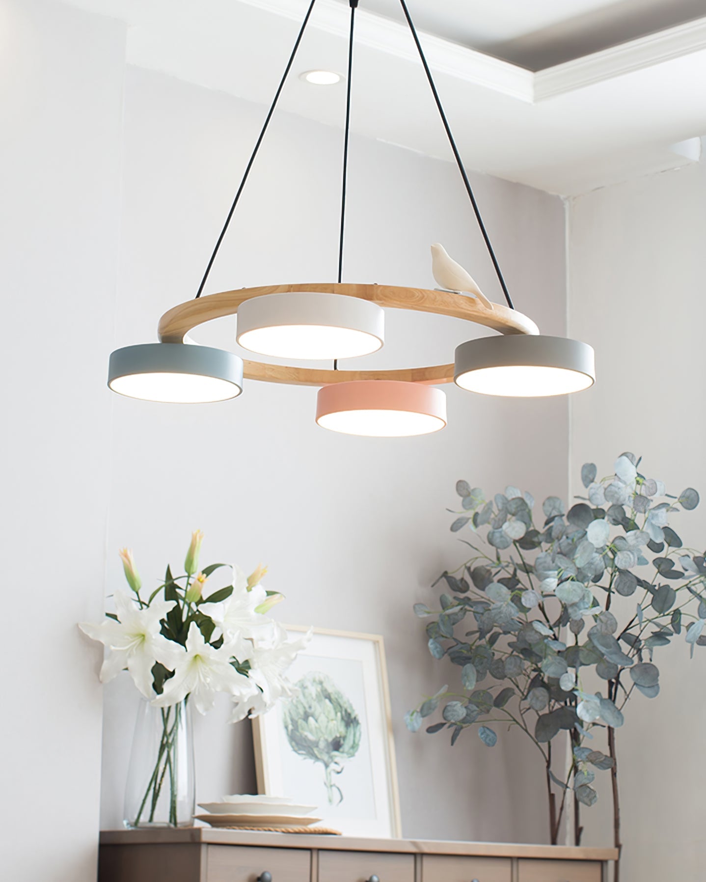 Nature-Inspired Bird Chandelier Round Wooden Frame with LED