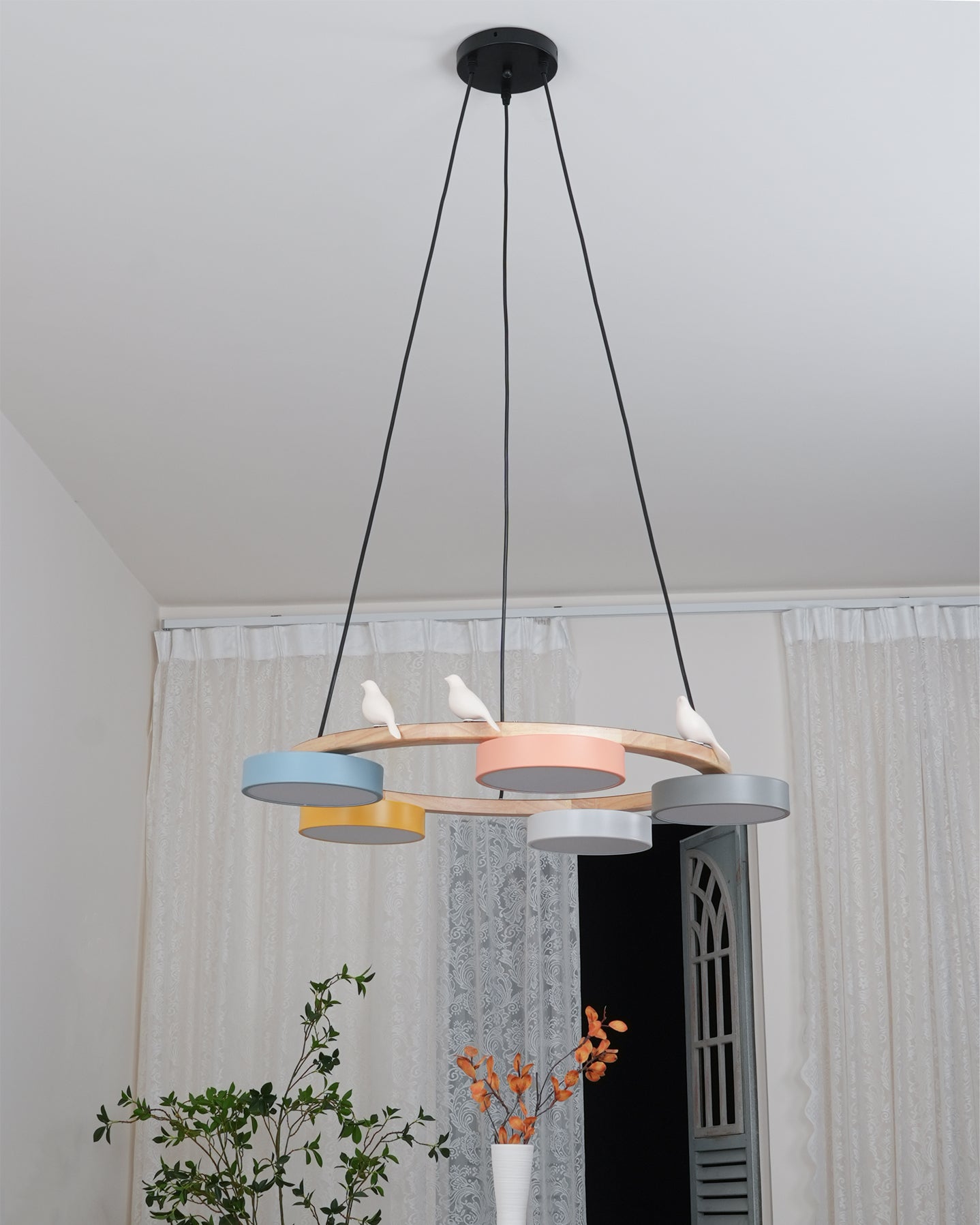 Nature-Inspired Bird Chandelier Round Wooden Frame with LED