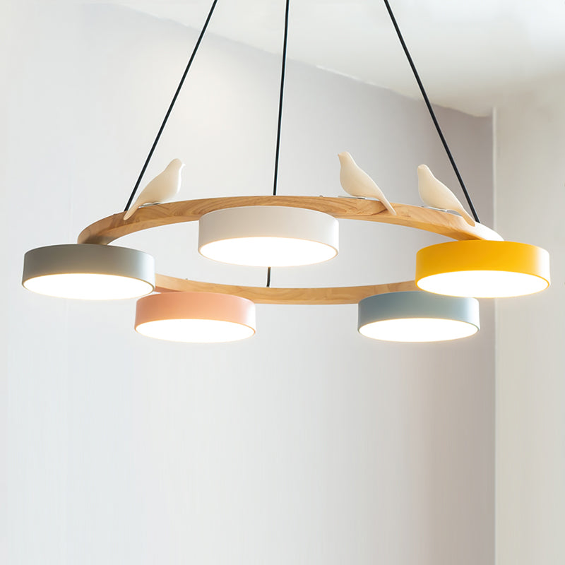 Nature-Inspired Bird Chandelier Round Wooden Frame with LED
