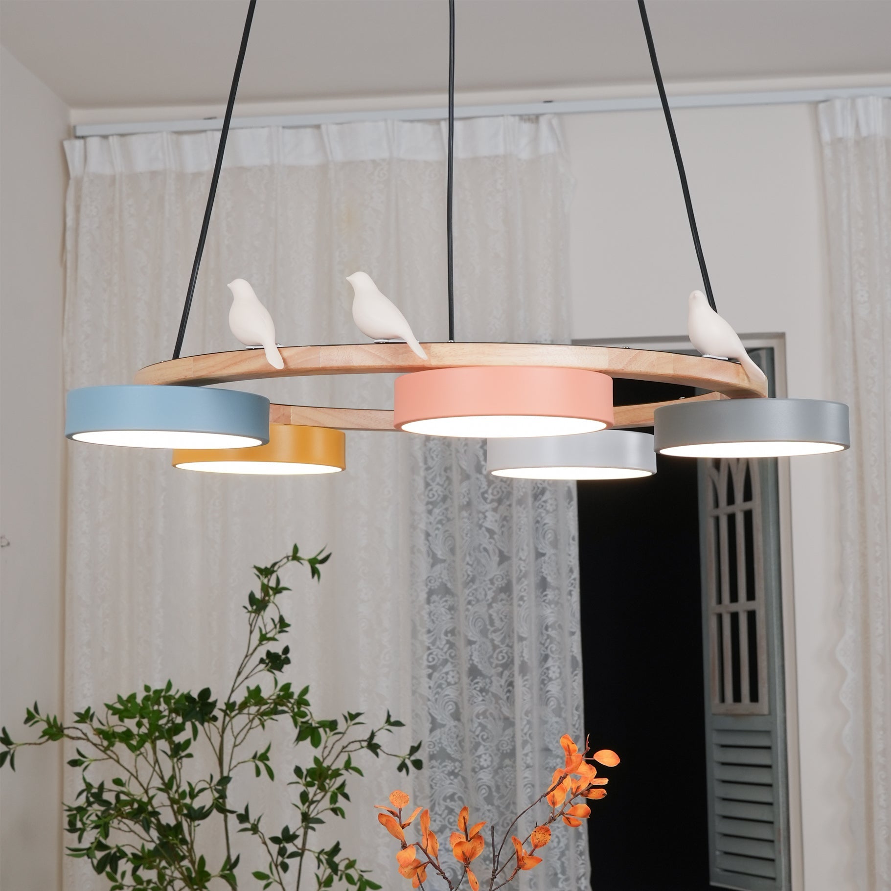 Nature-Inspired Bird Chandelier Round Wooden Frame with LED
