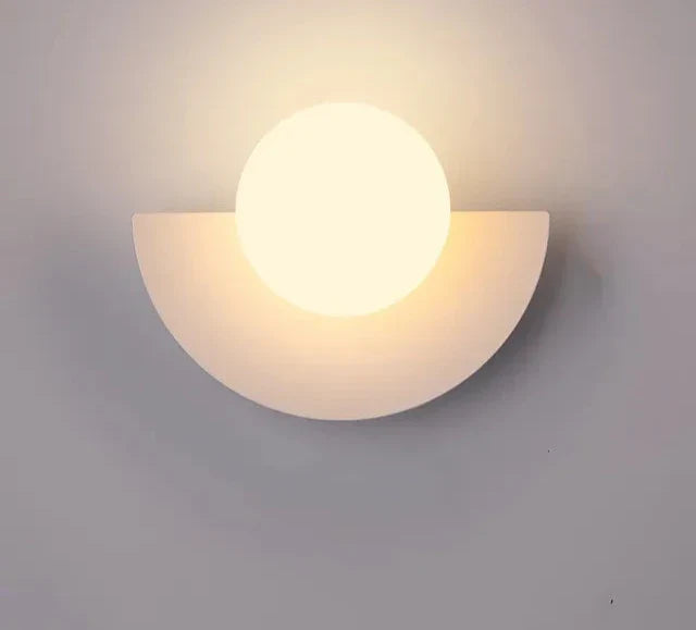 Modern LED wall lamp dimmable - Stylish designer lighting for living room and hallway