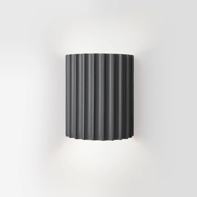Ribbed wall lamp in Scandinavian style