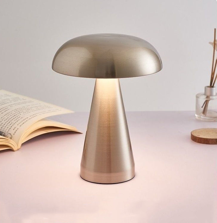 Wireless retro table lamp