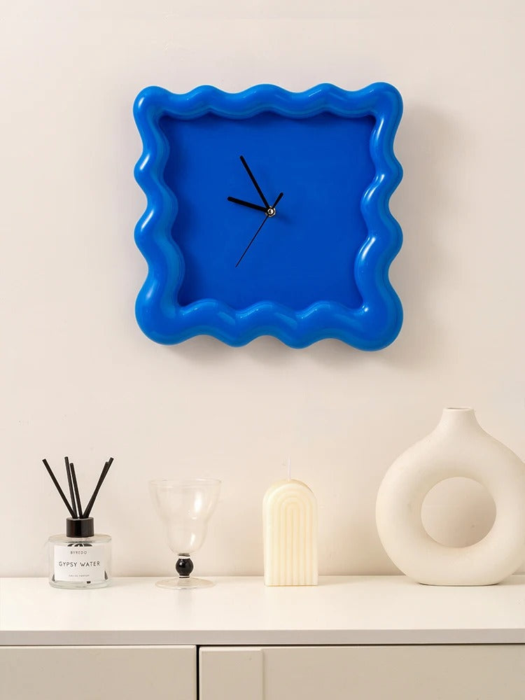 Minimalist Wall Clock Contemporary Decorative Timepiece for Any Interior