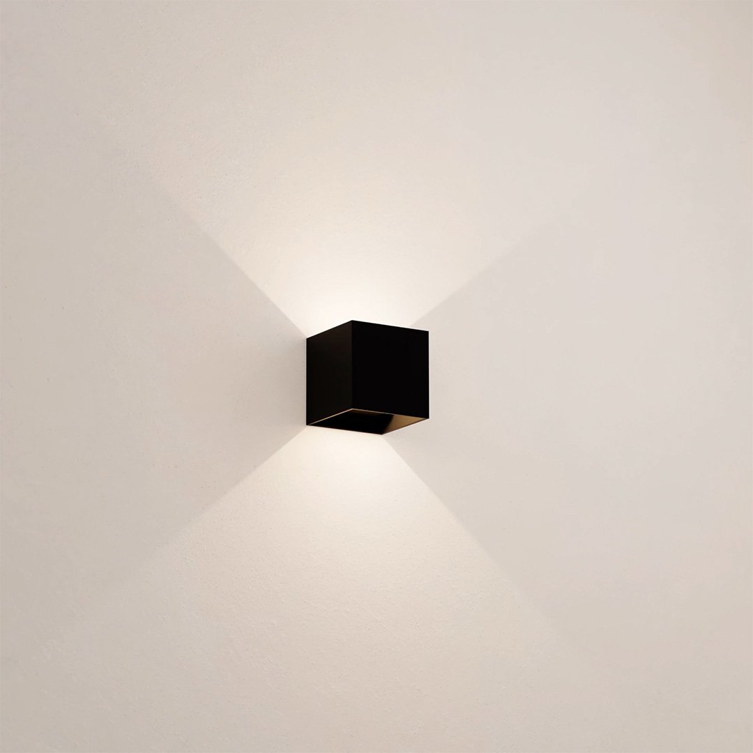 XenoFlex minimalist LED wall lamp