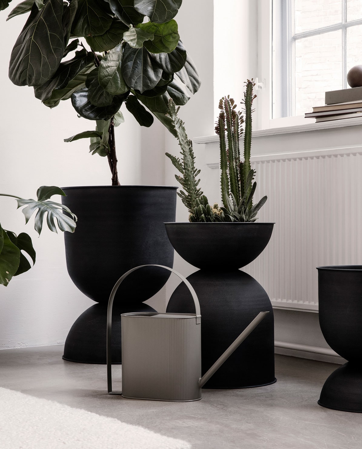 Aurmo Metalen Plantenpot met Sculpturale Vorm voor Buiten