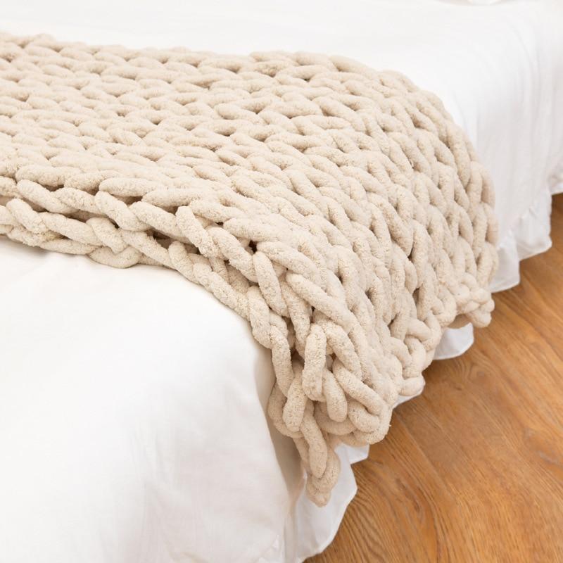 Plush Chunky Knit Throw Soft Decorative Blanket for Couch & Bed