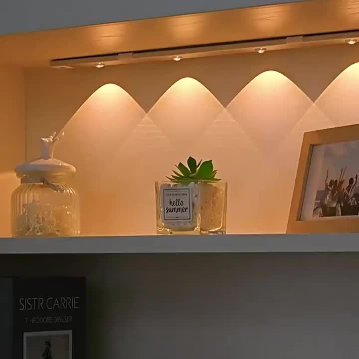 Modern LED Motion Sensor Light Wireless Rechargeable Cabinet Light with Motion Sensor