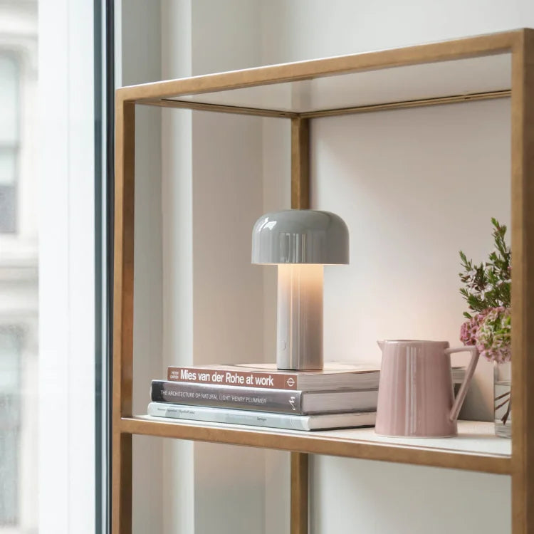 Wireless table lamp with modern mushroom design