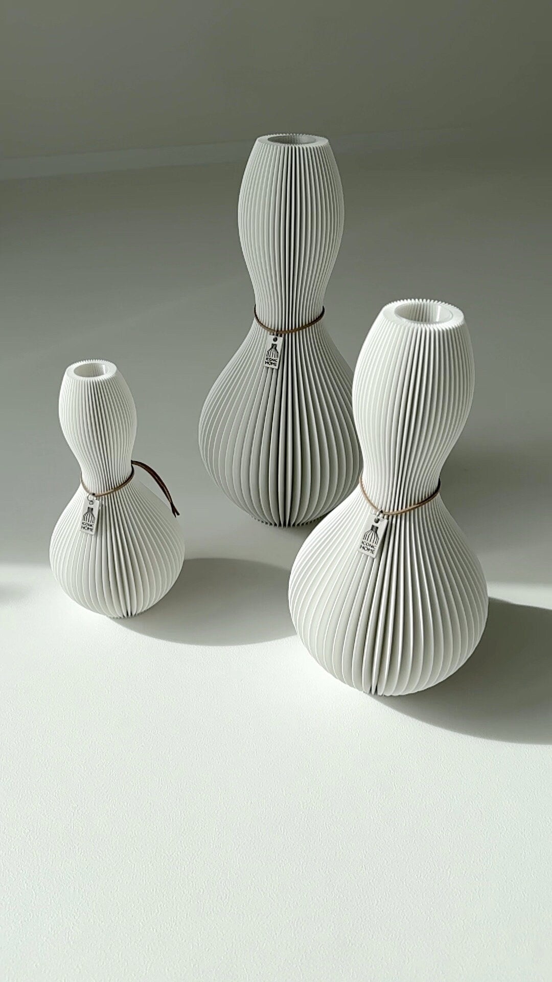 Ribbed vase with wasp waist and waterproof insert