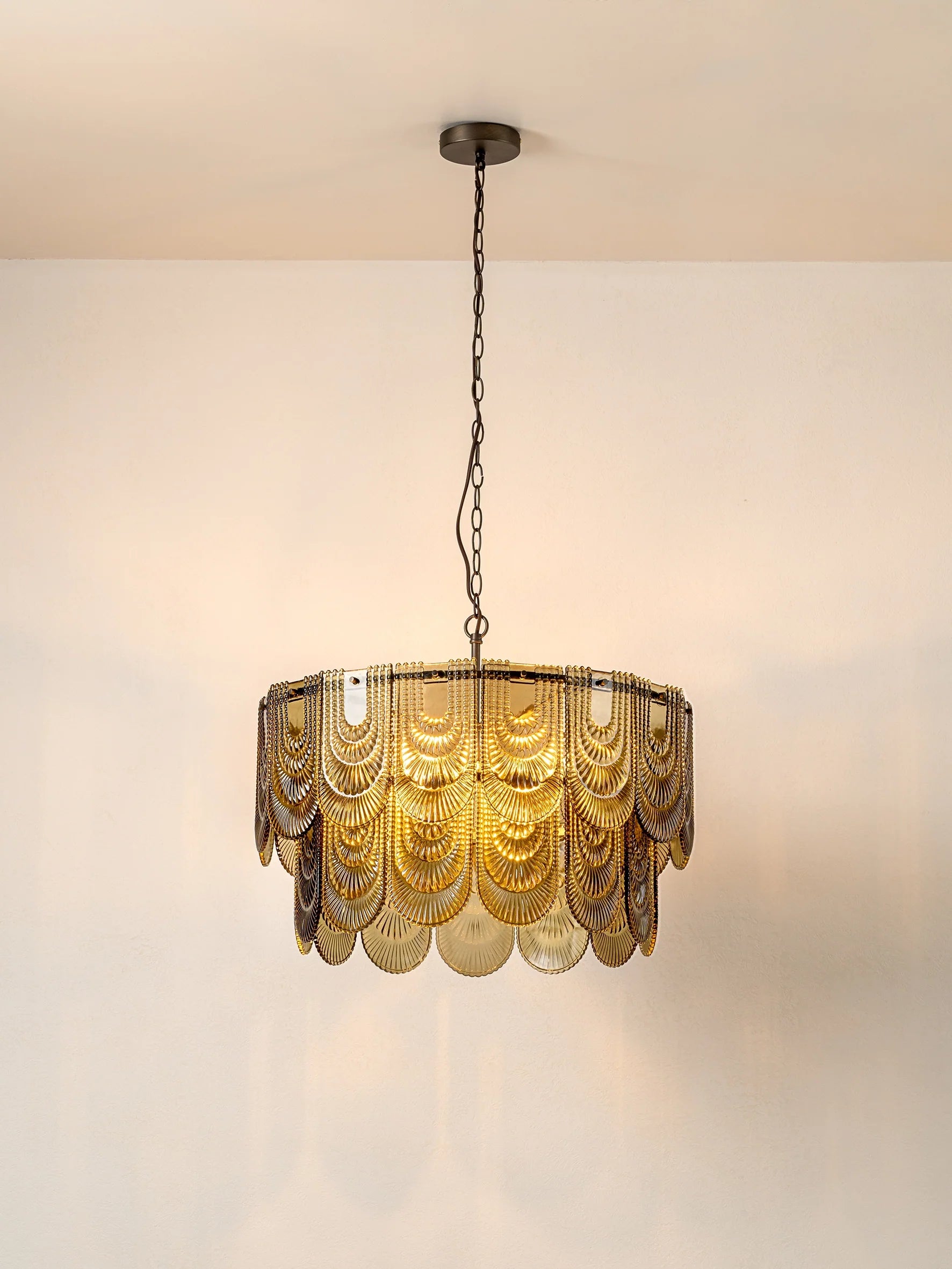4-Light Mid-Century Retro Glass Chandeliers in Elegant Two-Tier Design