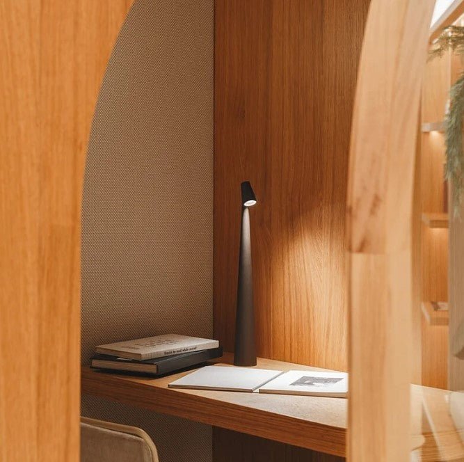 Minimalist standing design lamp
