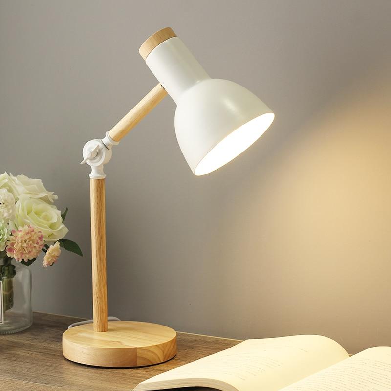 Scandinavian table lamp with wooden details