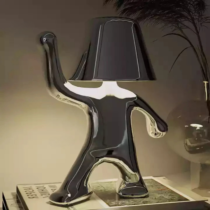 Lumofigo Sculpturale Tafellamp met Dansend Design en Glanzende Finish
