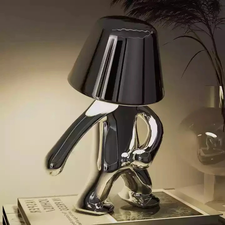 Lumofigo Sculpturale Tafellamp met Dansend Design en Glanzende Finish