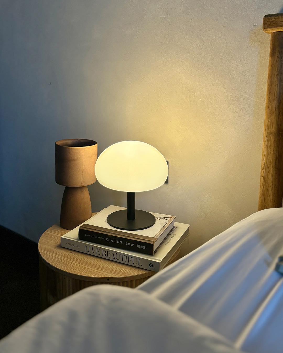 Spons 34 portable floor lamp 20 portable table lamp with moodmaker