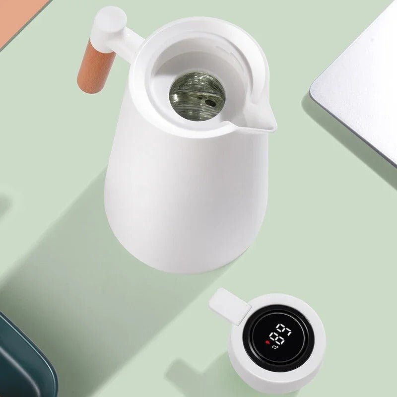 Insulated Vacuum Jug with Digital Temperature Display – Hot & Cold Carafe