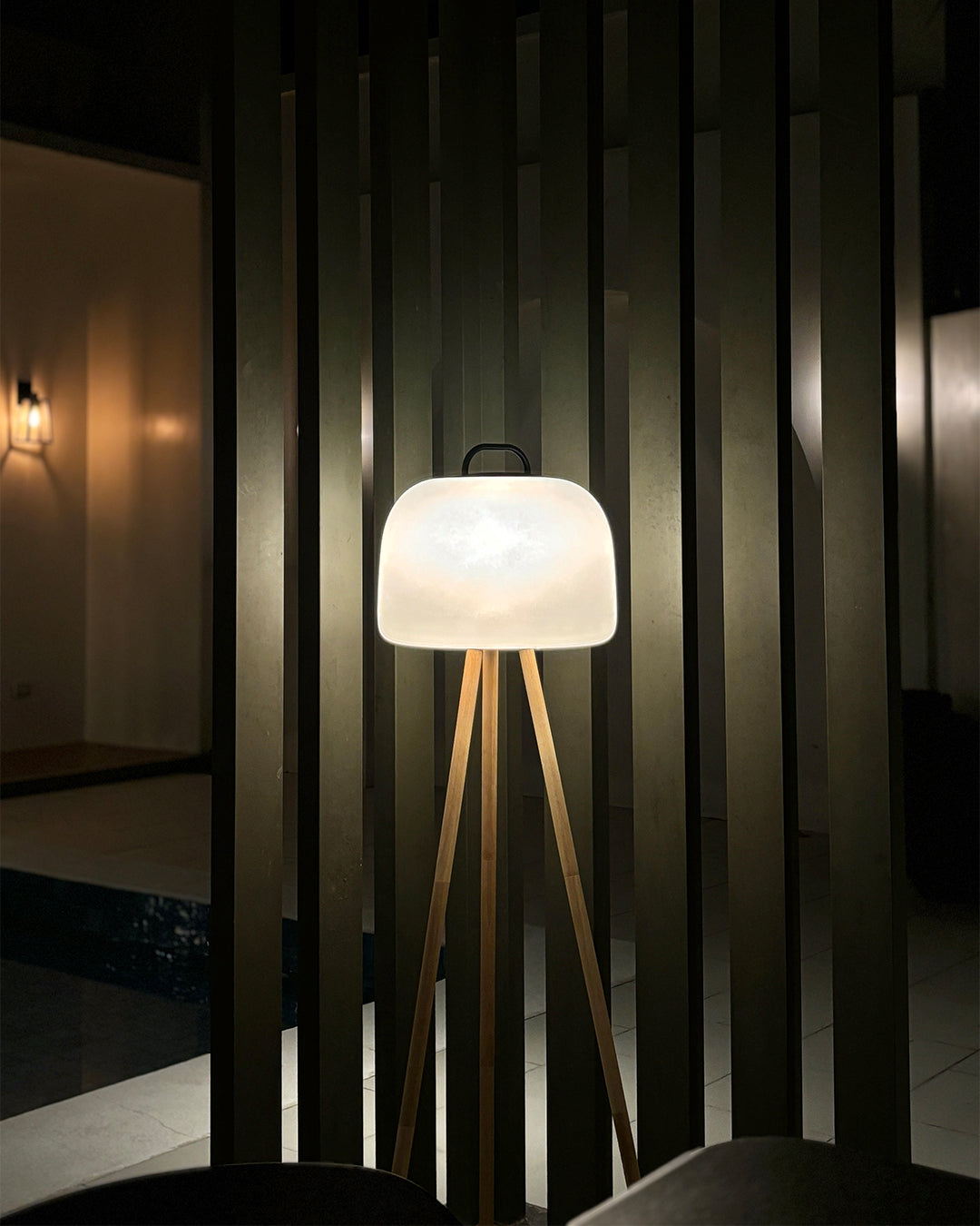 Spons 34 portable floor lamp
