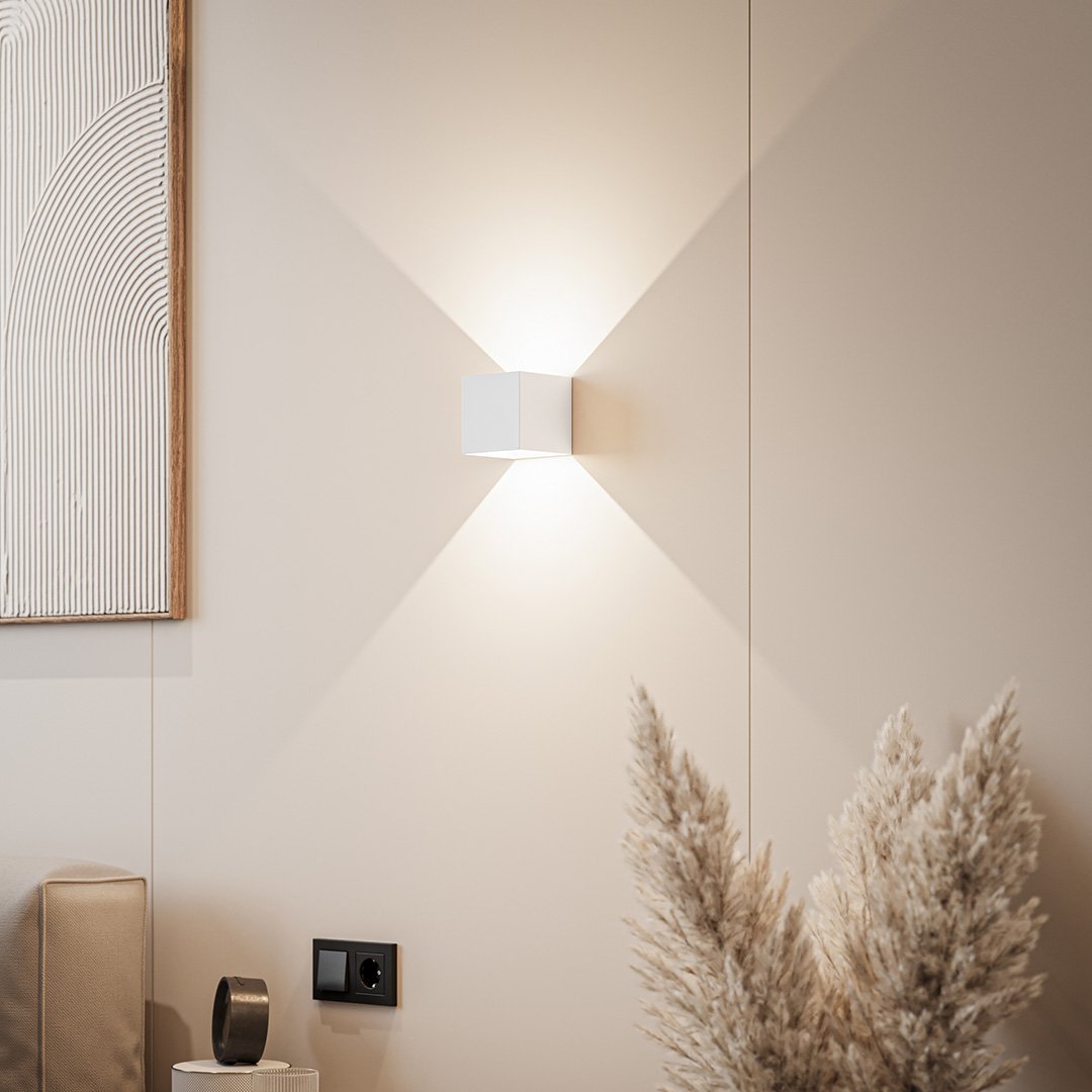 XenoFlex minimalist LED wall lamp