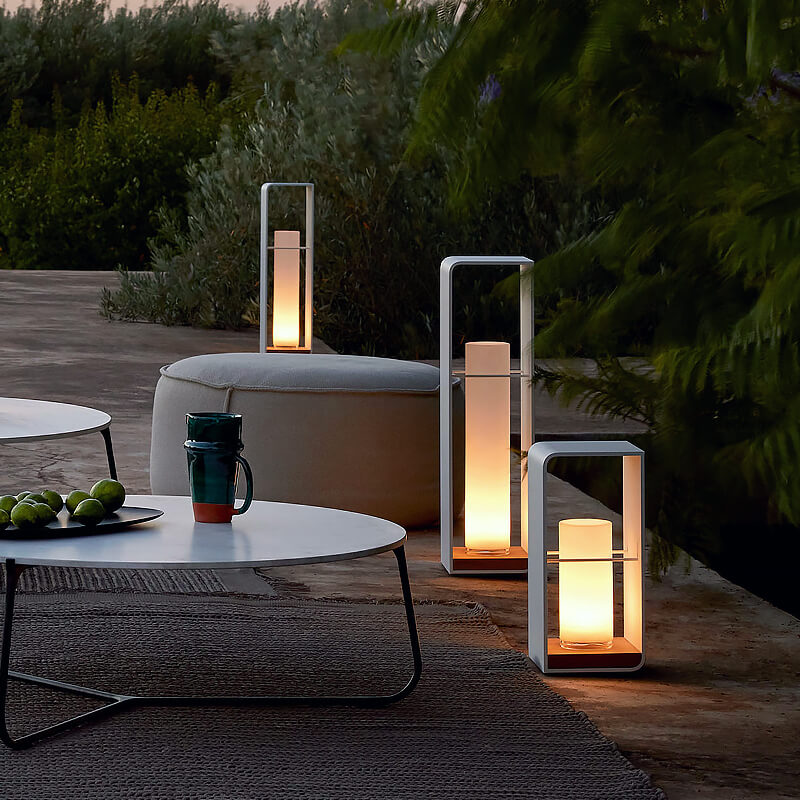 Modern LED Outdoor Garden Light Minimalist Weather-Resistant Square Lamp for Patio & Garden