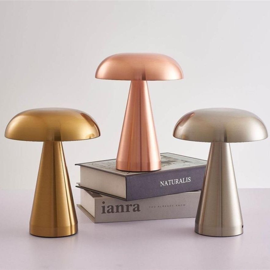 Wireless retro table lamp