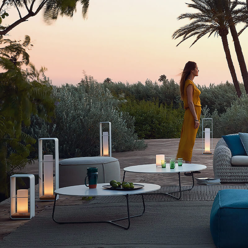 Modern LED Outdoor Garden Light Minimalist Weather-Resistant Square Lamp for Patio & Garden