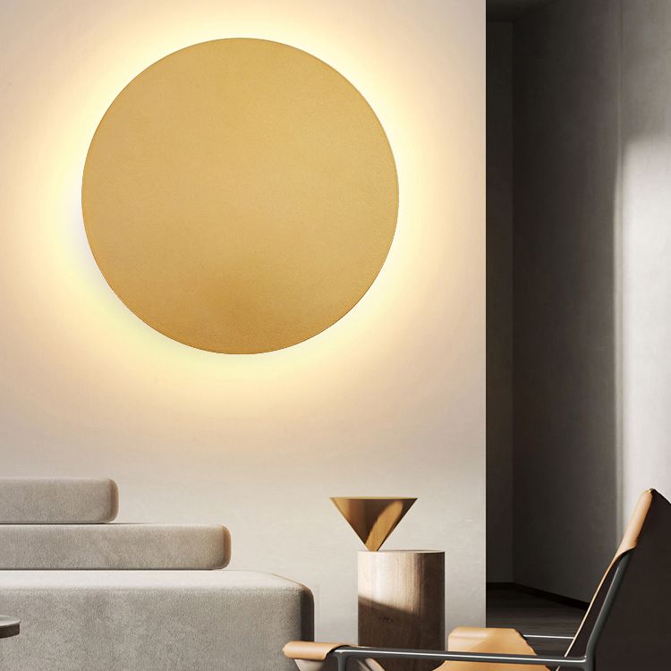 Solarié wall lamp in circular design