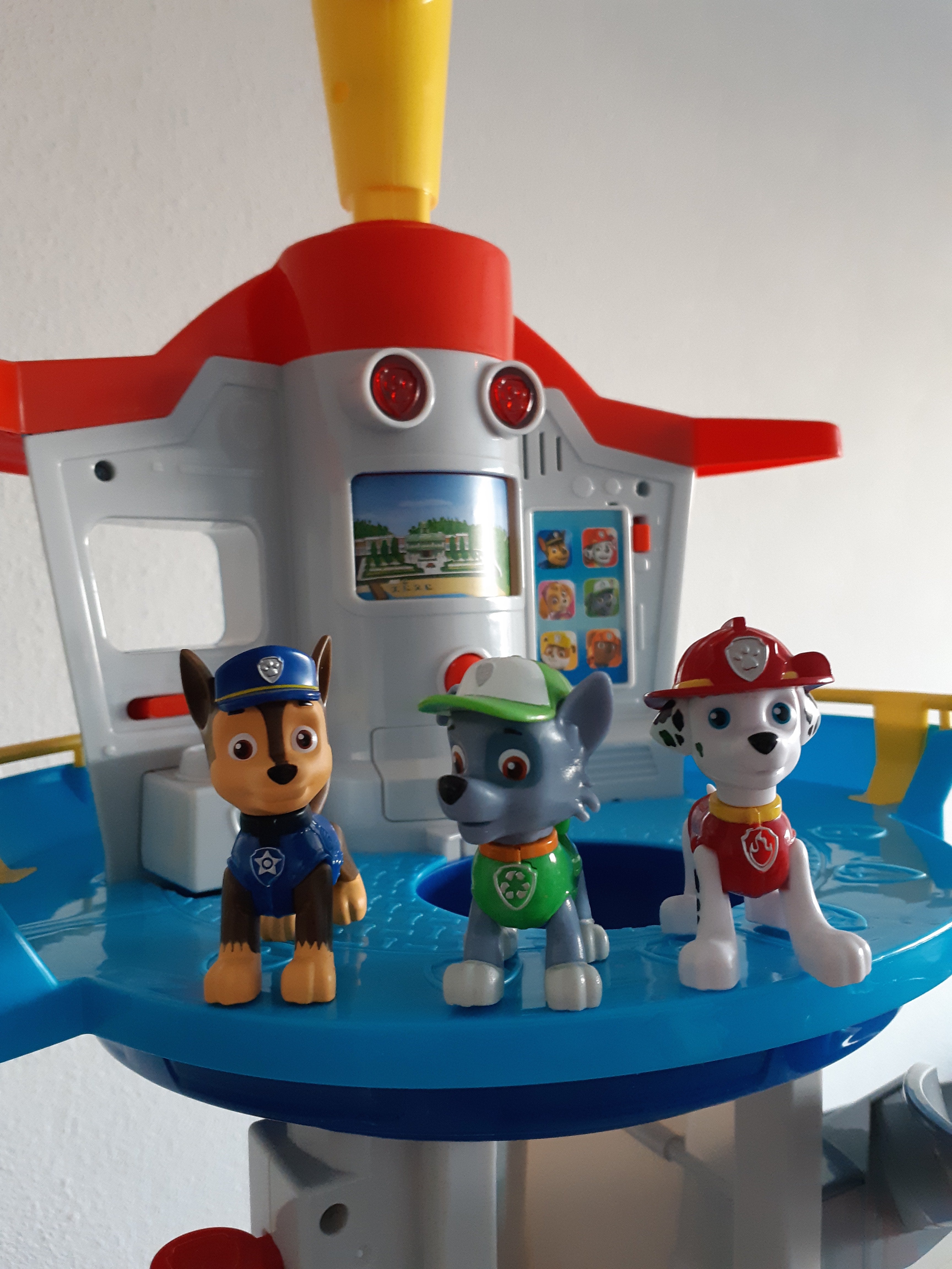 Children’s Playset with Slide Track and Cars – Creative Toy Set