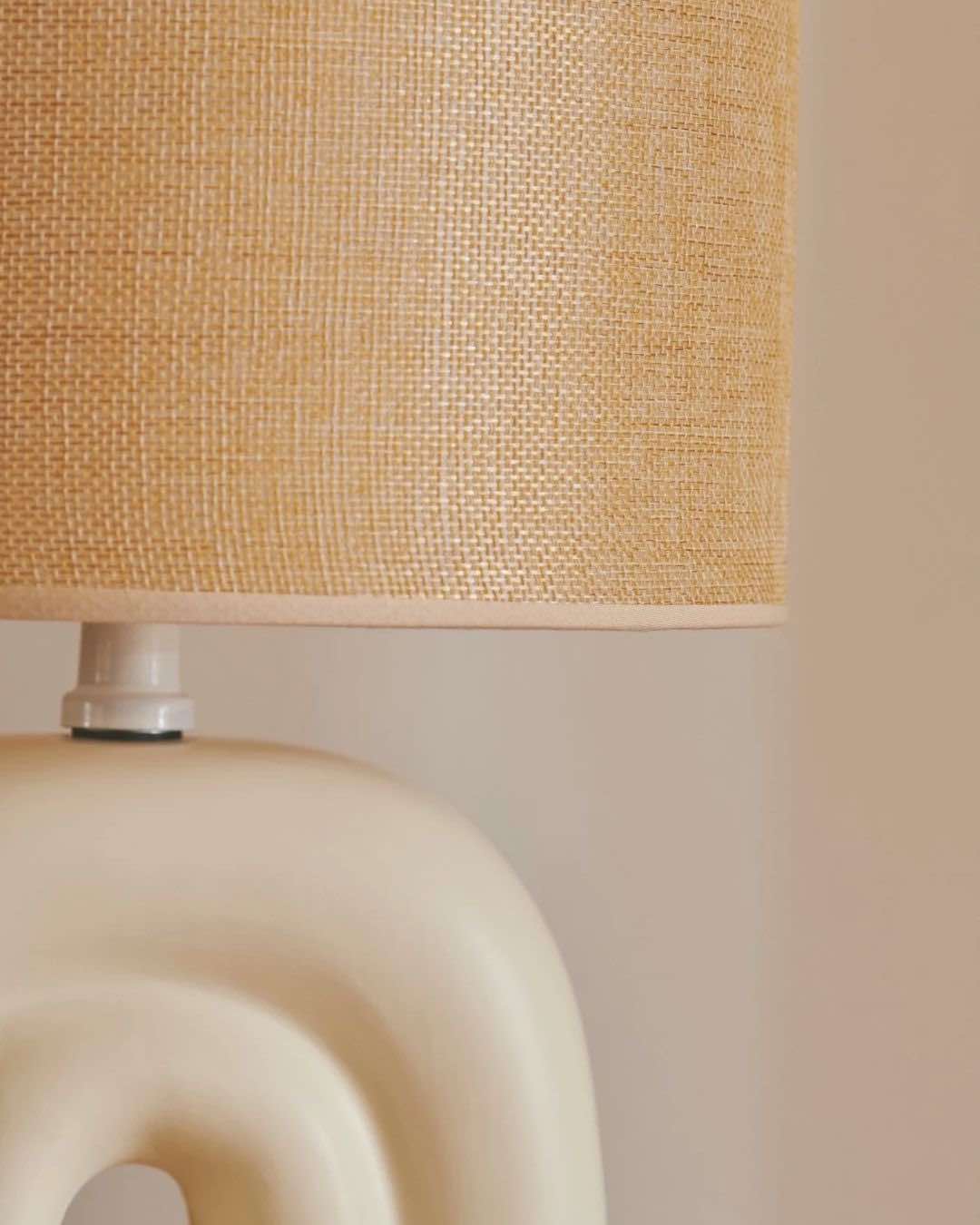 Nevel table lamp with ceramic arch and linen shade