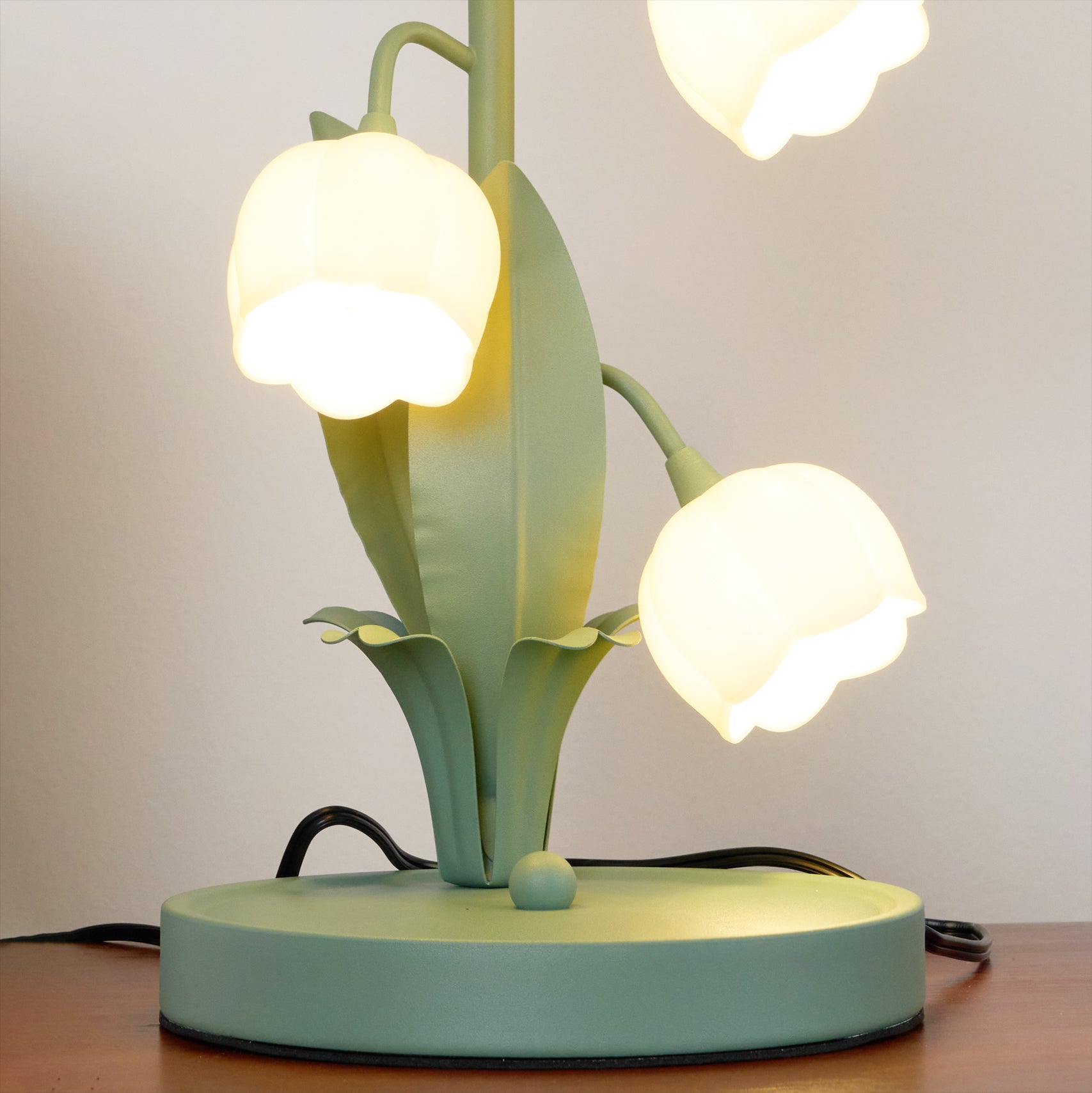Modern Bell Orchid Table Lamp Cozy Indoor Decorative Light